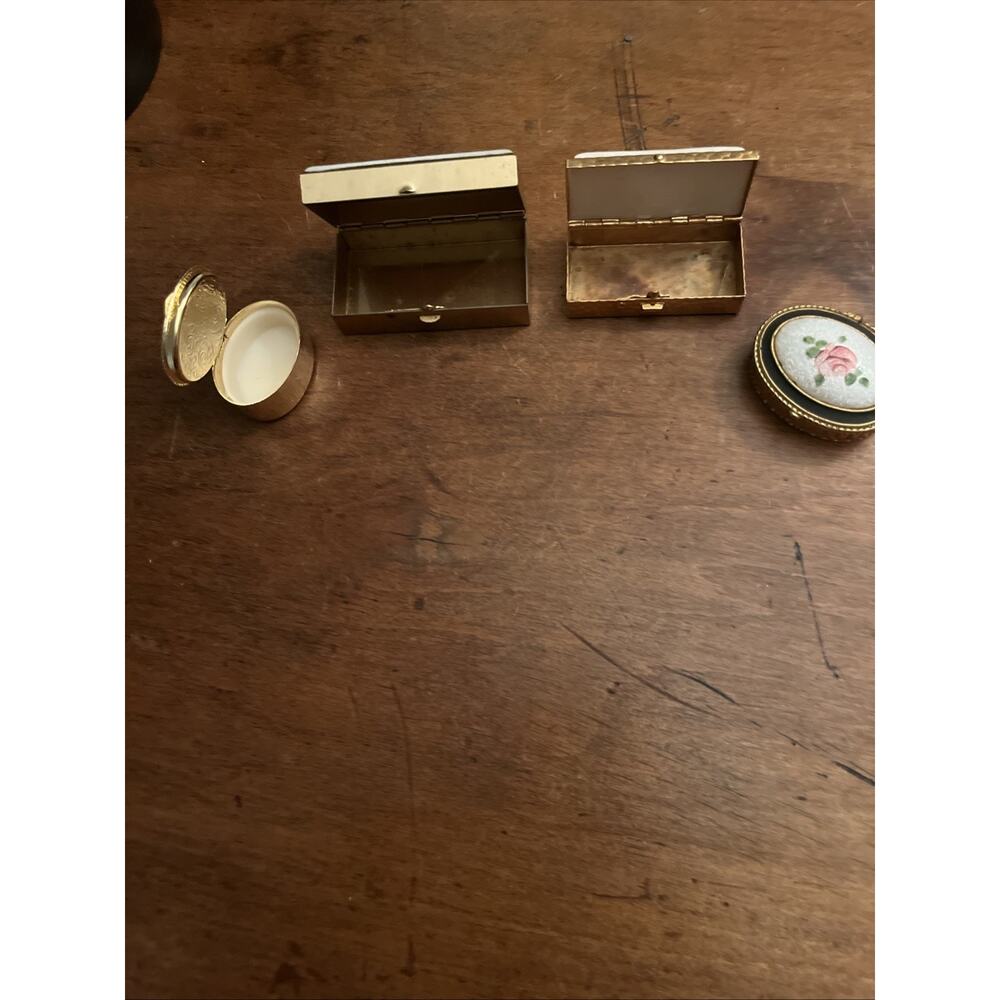 Set Of 4 Vintage Floral Design Metal And Porcelain Trinket/Pill Box - Picture 8 of 8